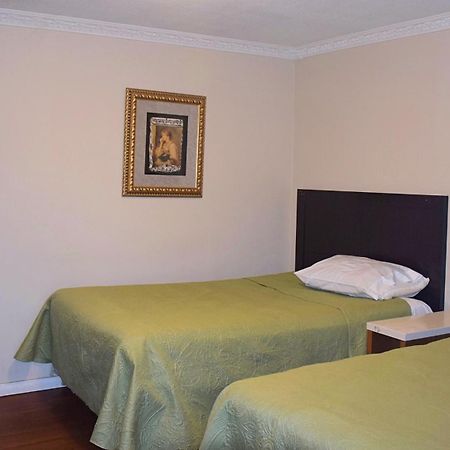 Kent Motel Chatham-Kent Extérieur photo