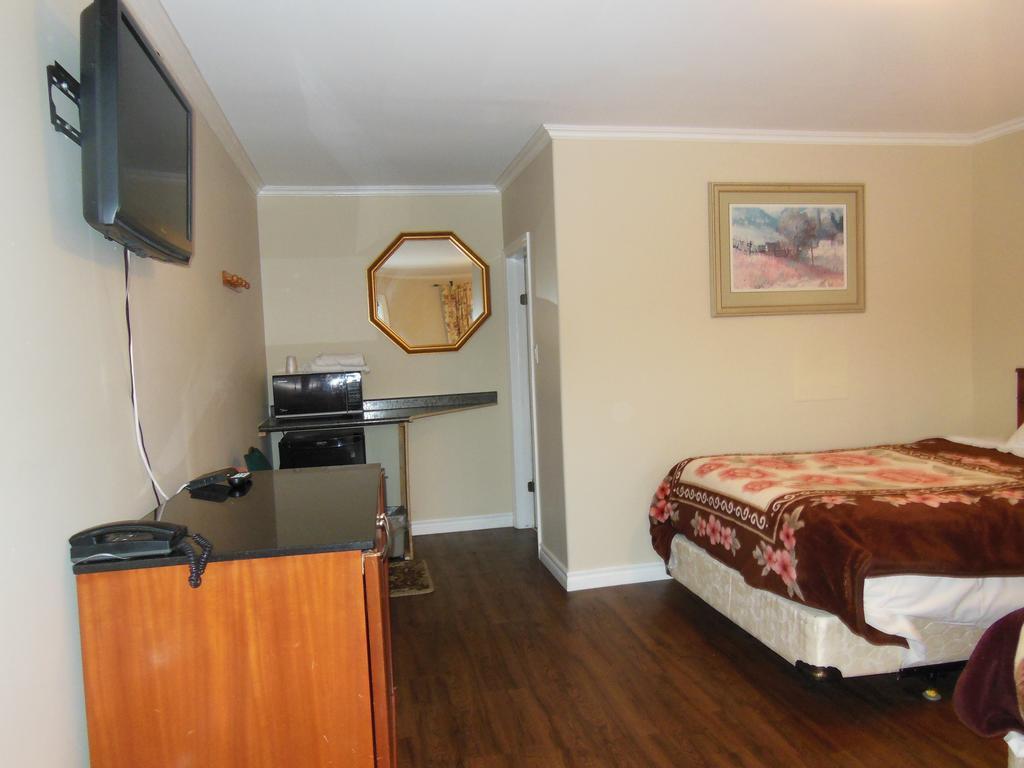 Kent Motel Chatham-Kent Extérieur photo
