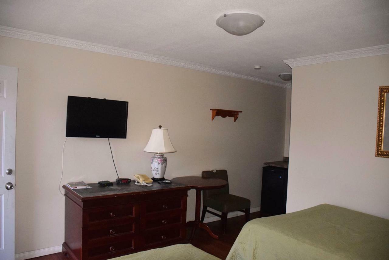Kent Motel Chatham-Kent Extérieur photo
