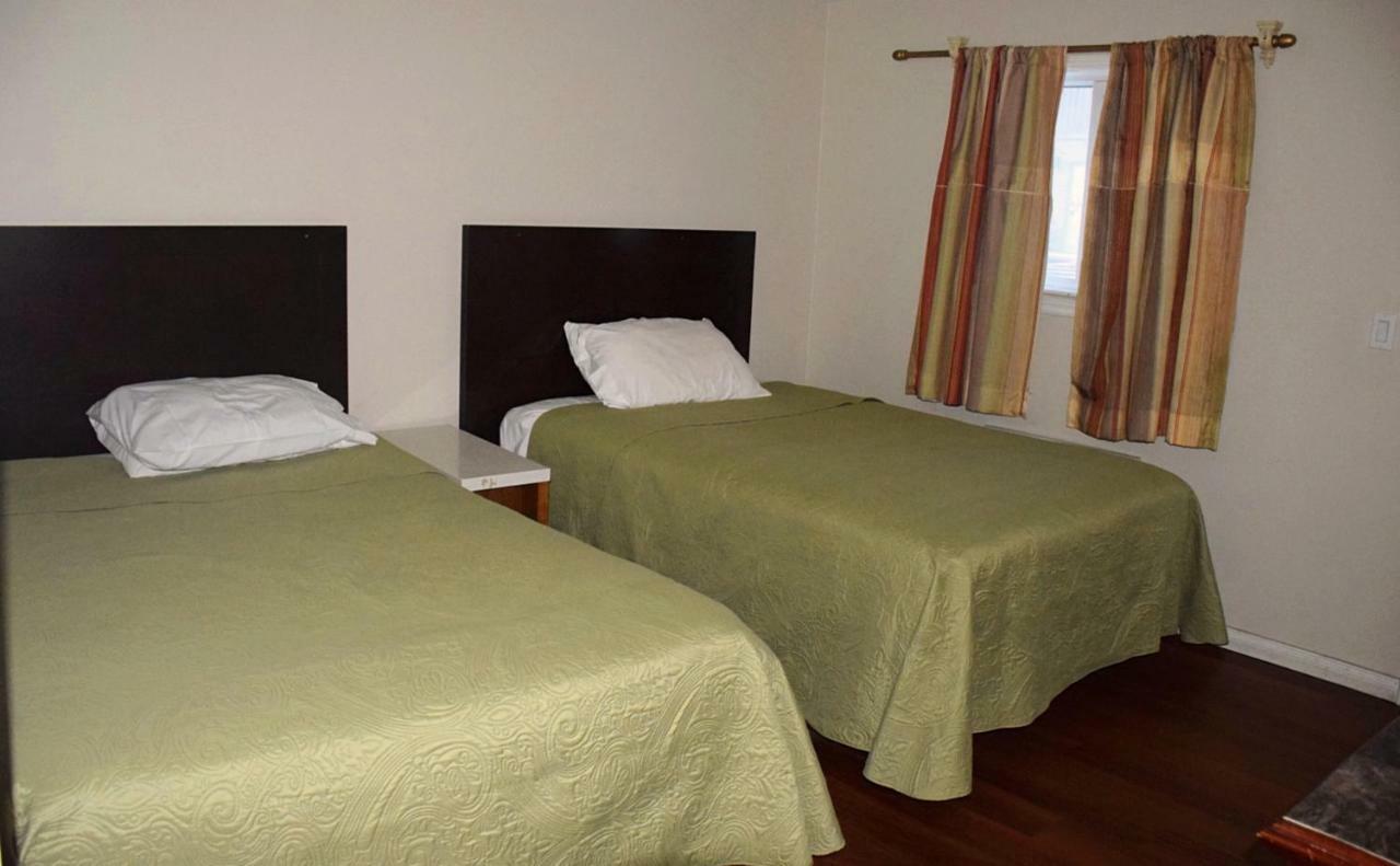 Kent Motel Chatham-Kent Extérieur photo